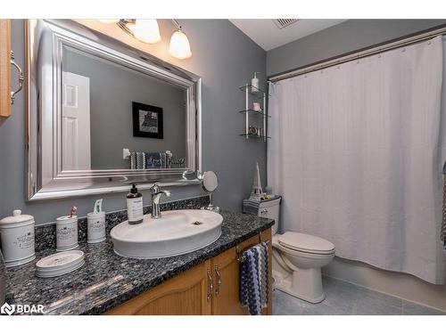 84 Kingsridge Road, Barrie, ON - Indoor Photo Showing Bathroom