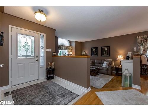 84 Kingsridge Road, Barrie, ON - Indoor