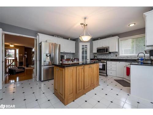 84 Kingsridge Road, Barrie, ON - Indoor Photo Showing Kitchen With Stainless Steel Kitchen