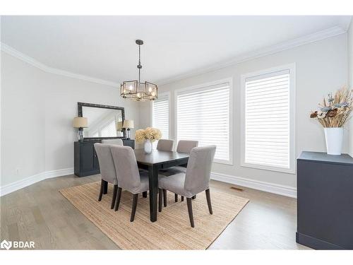 2 Reillys Run, Minesing, ON - Indoor Photo Showing Dining Room