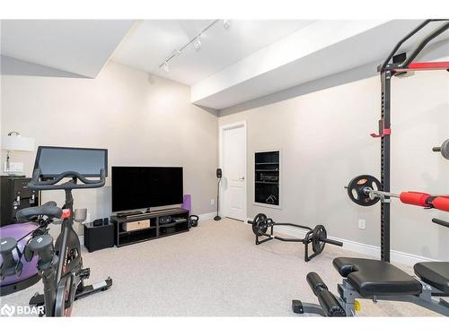 2 Reillys Run, Minesing, ON - Indoor Photo Showing Gym Room