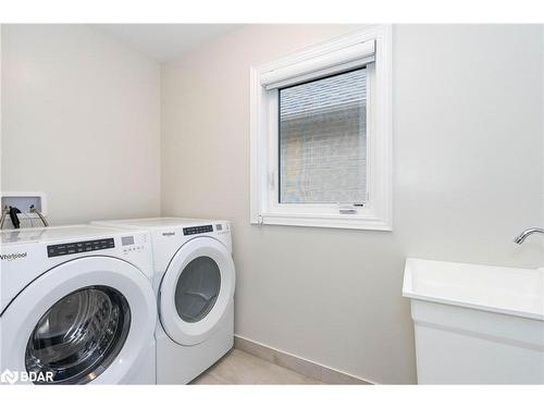 1246 Broderick Street, Innisfil, ON - Indoor Photo Showing Laundry Room