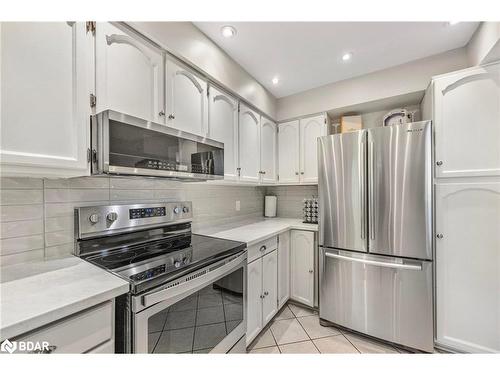 383 Codrington Street, Barrie, ON - Indoor Photo Showing Kitchen