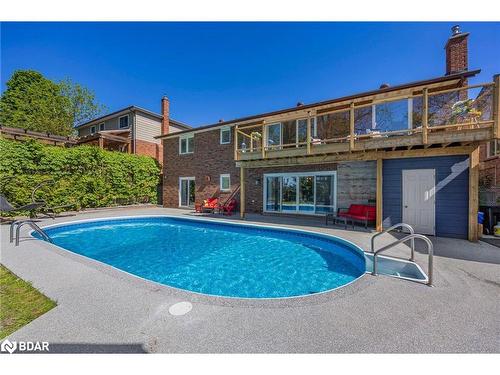 383 Codrington Street, Barrie, ON - Outdoor With In Ground Pool