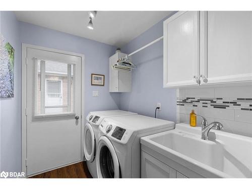 210 Anne Street N, Barrie, ON - Indoor Photo Showing Laundry Room