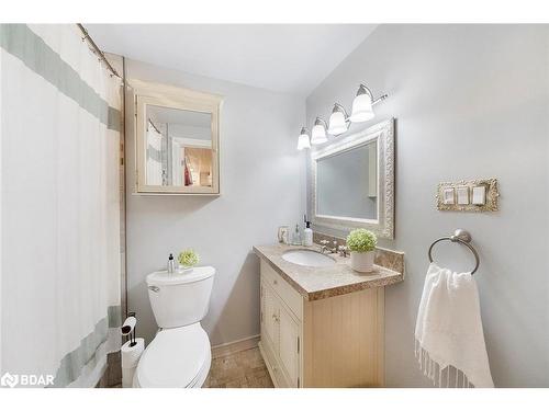 54-209472 26 Highway, The Blue Mountains, ON - Indoor Photo Showing Bathroom