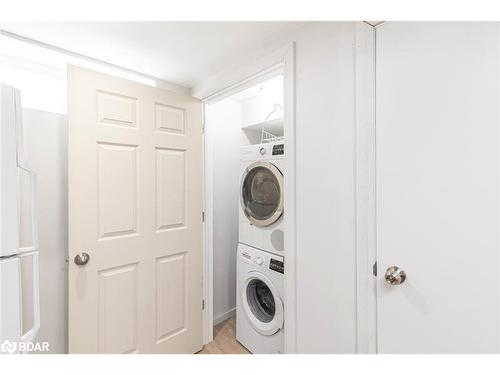 83 Edwina Court, Hamilton, ON - Indoor Photo Showing Laundry Room