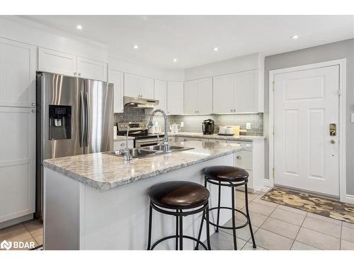 12 Parkwood Drive, Wasaga Beach, ON - Indoor Photo Showing Kitchen With Double Sink With Upgraded Kitchen