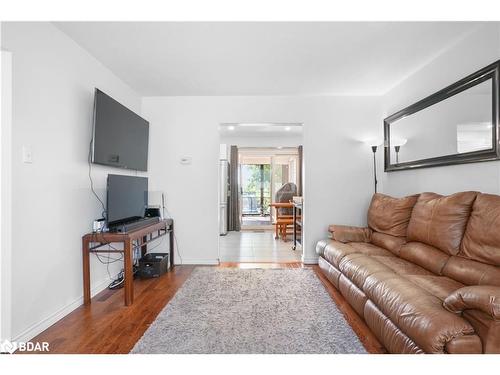 119 Daphne Crescent, Barrie, ON - Indoor Photo Showing Living Room