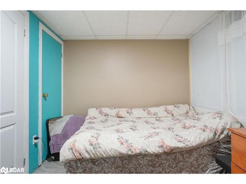 119 Daphne Crescent, Barrie, ON - Indoor Photo Showing Bedroom