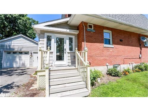 46 Church Street S, Alliston, ON - Outdoor