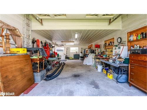 46 Church Street S, Alliston, ON - Indoor Photo Showing Garage