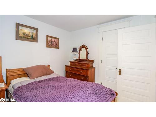 46 Church Street S, Alliston, ON - Indoor Photo Showing Bedroom