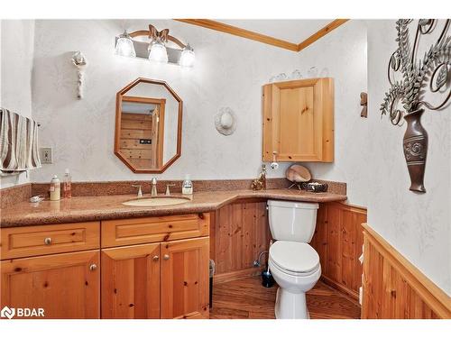 2 Mountainview Road, Mulmur, ON - Indoor Photo Showing Bathroom