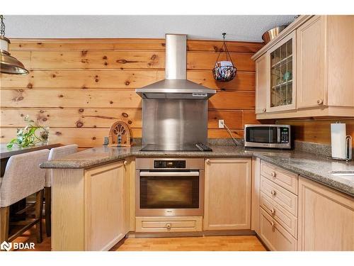 2 Mountainview Road, Mulmur, ON - Indoor Photo Showing Kitchen