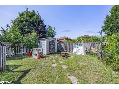 8 Clute Crescent, Barrie, ON - Outdoor