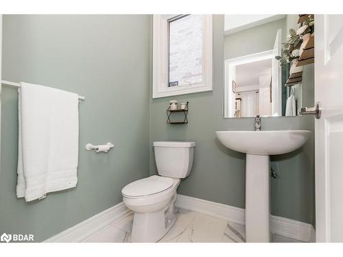 17 Clear Spring Avenue, Georgina, ON - Indoor Photo Showing Bathroom