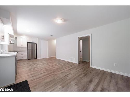 157 Shirley Avenue, Barrie, ON - Indoor Photo Showing Kitchen