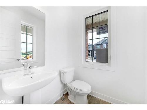 32 Mcbride Trail, Barrie, ON - Indoor Photo Showing Bathroom