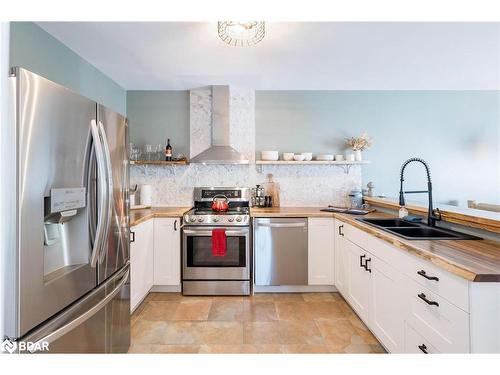 107 Revell Street, Gravenhurst, ON - Indoor Photo Showing Kitchen With Double Sink