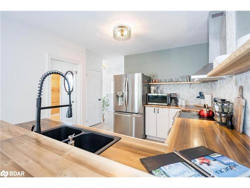 107 Revell Street, Gravenhurst, ON - Indoor Photo Showing Kitchen With Double Sink