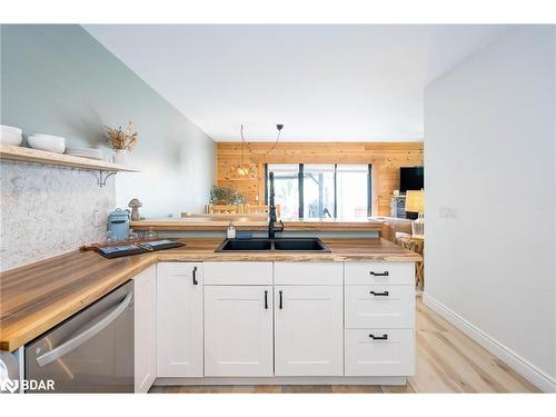 107 Revell Street, Gravenhurst, ON - Indoor Photo Showing Kitchen With Double Sink