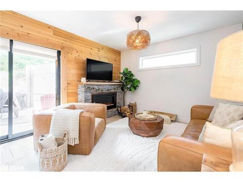 107 Revell Street, Gravenhurst, ON - Indoor Photo Showing Living Room With Fireplace