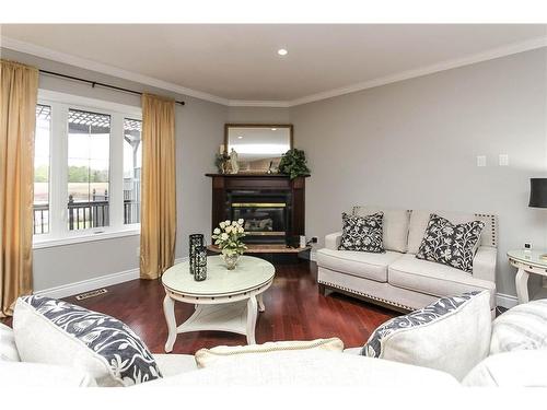 16 Deanna Drive, Wasaga Beach, ON - Indoor Photo Showing Living Room