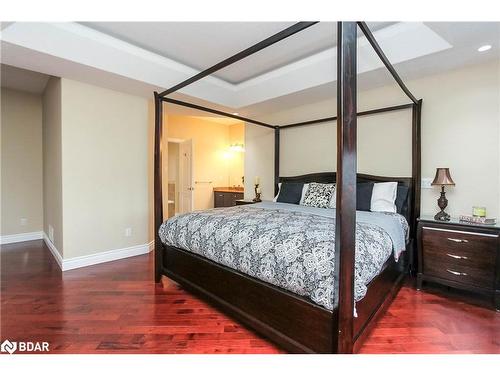 16 Deanna Drive, Wasaga Beach, ON - Indoor Photo Showing Bedroom