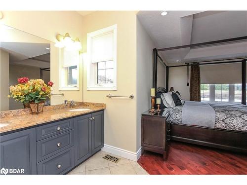 16 Deanna Drive, Wasaga Beach, ON - Indoor Photo Showing Bedroom