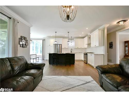 5 Kanata Court Court, Barrie, ON - Indoor Photo Showing Living Room