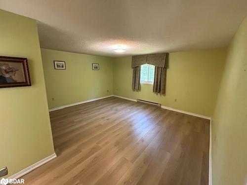 8 Hickling Trail, Barrie, ON - Indoor Photo Showing Other Room