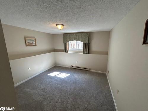 8 Hickling Trail, Barrie, ON - Indoor Photo Showing Other Room