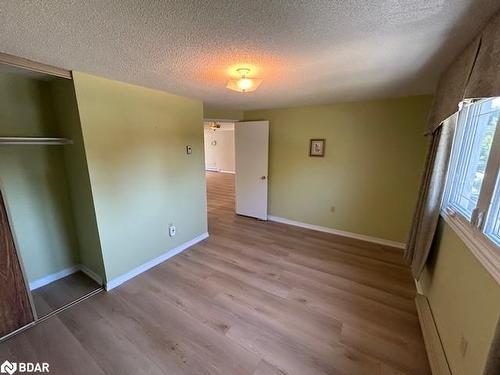 8 Hickling Trail, Barrie, ON - Indoor Photo Showing Other Room