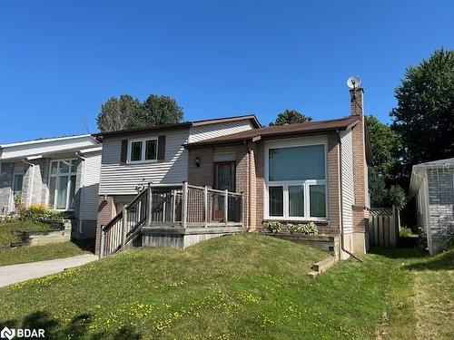 8 Hickling Trail, Barrie, ON - Outdoor