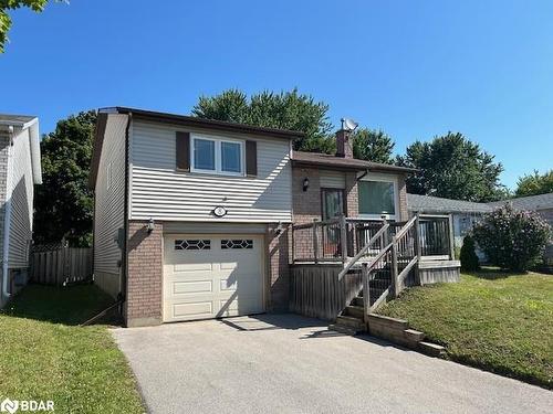 8 Hickling Trail, Barrie, ON - Outdoor