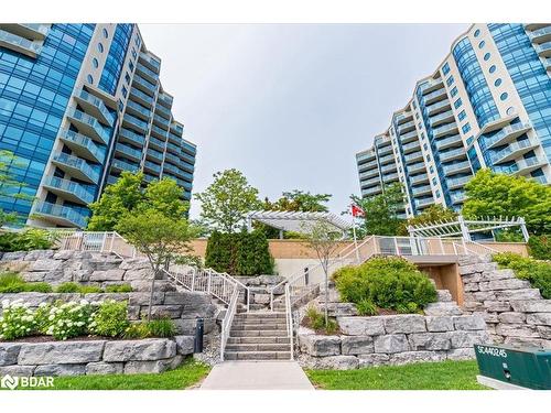 1109-33 Ellen Street, Barrie, ON - Outdoor With Balcony With Facade