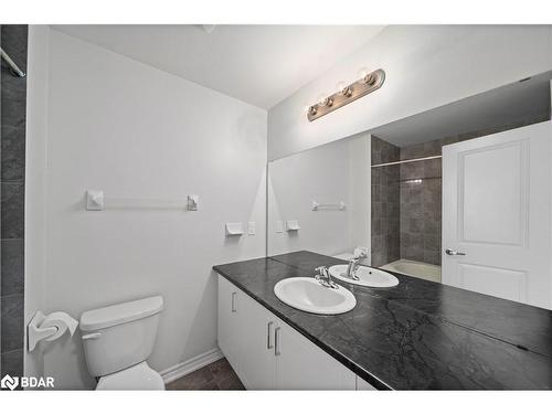 13 Gregory Avenue, Collingwood, ON - Indoor Photo Showing Bathroom