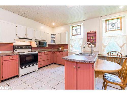 4 Thomas Street, Glencairn, ON - Indoor Photo Showing Kitchen With Double Sink