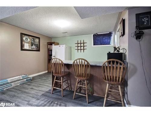 967 11 Line N, Oro-Medonte, ON - Indoor Photo Showing Other Room