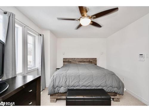 1025 Cook Drive, Midland, ON - Indoor Photo Showing Bedroom