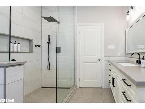 1 Bunker Place, Oro-Medonte, ON - Indoor Photo Showing Bathroom