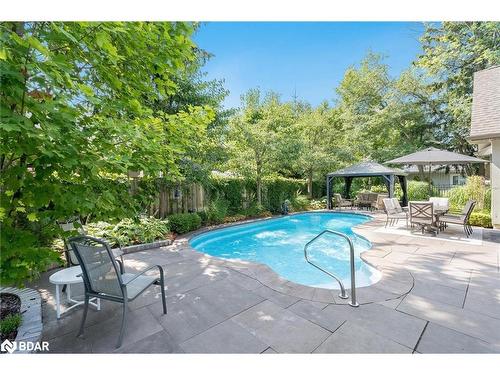 1 Bunker Place, Oro-Medonte, ON - Outdoor With In Ground Pool With Backyard