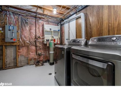 6 Pheasant Trail, Barrie, ON - Indoor Photo Showing Laundry Room