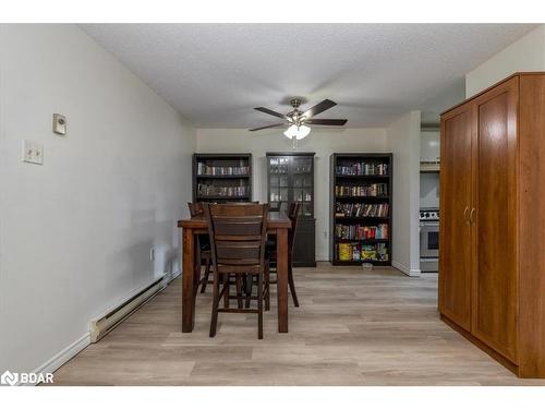 6 Pheasant Trail, Barrie, ON - Indoor Photo Showing Dining Room