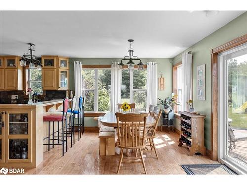 2819 Old Orchard Road, Utopia, ON - Indoor Photo Showing Dining Room