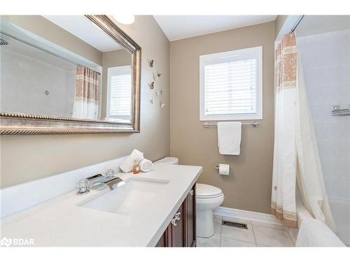 21 Duval Drive, Barrie, ON - Indoor Photo Showing Bathroom