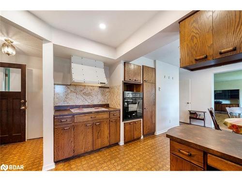 1736 Killarney Beach Road, Innisfil, ON - Indoor Photo Showing Kitchen