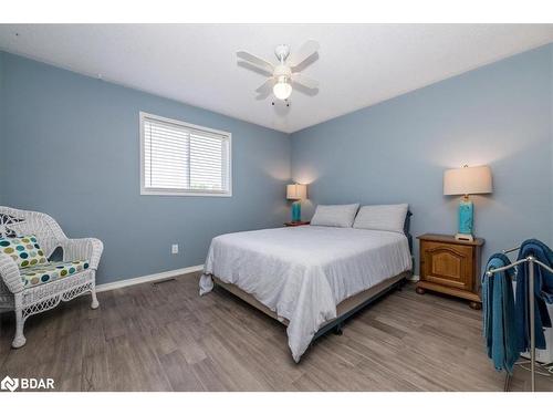 6 White Elm Road, Barrie, ON - Indoor Photo Showing Bedroom