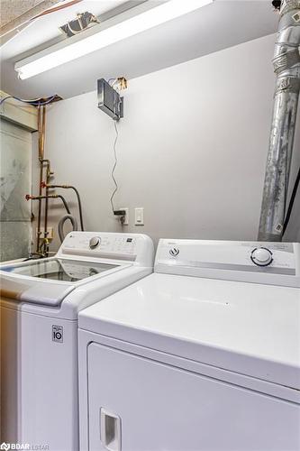 700 Osgoode Drive, London, ON - Indoor Photo Showing Laundry Room